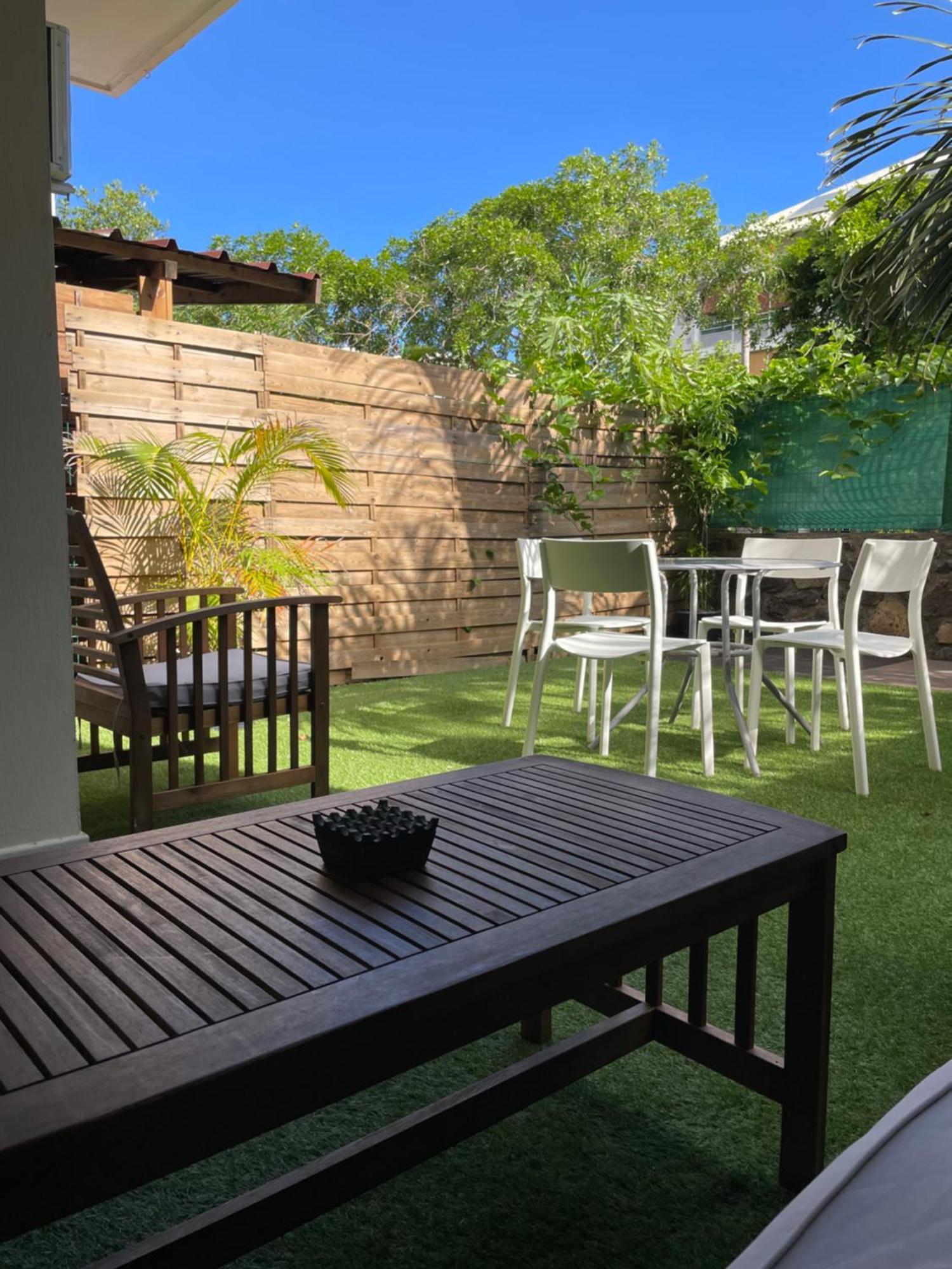 Prana Lodge Saint Gilles Les Bains 800 M De La Plage Екстериор снимка
